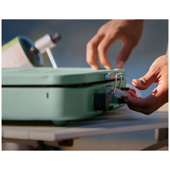 Coleman Cascade 222 2-Burner Camping Stove - Image 2