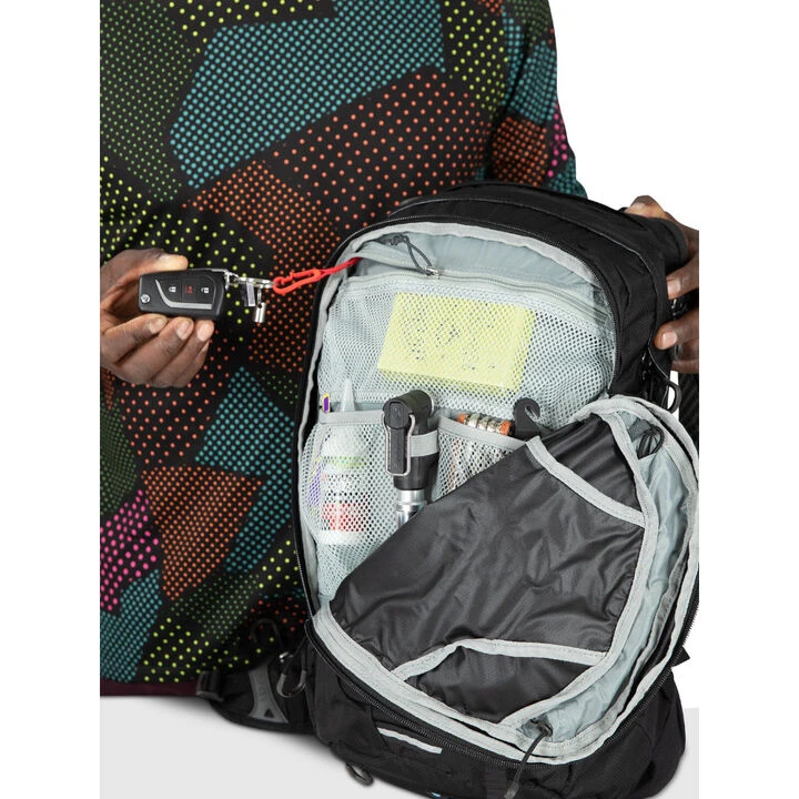 Osprey Syncro 20 Liter (2.5 Liter) Backpack W/ Hydration Reservoir - Image 3